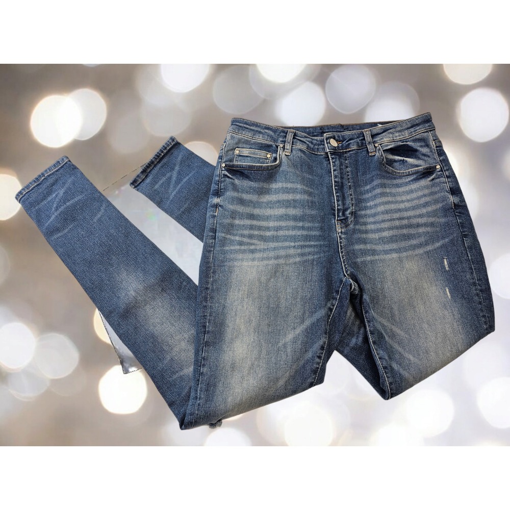 LEGEND Men's 32x32 Spray‎ On Jeans Skinny Slim Leg Denim Pants Distress